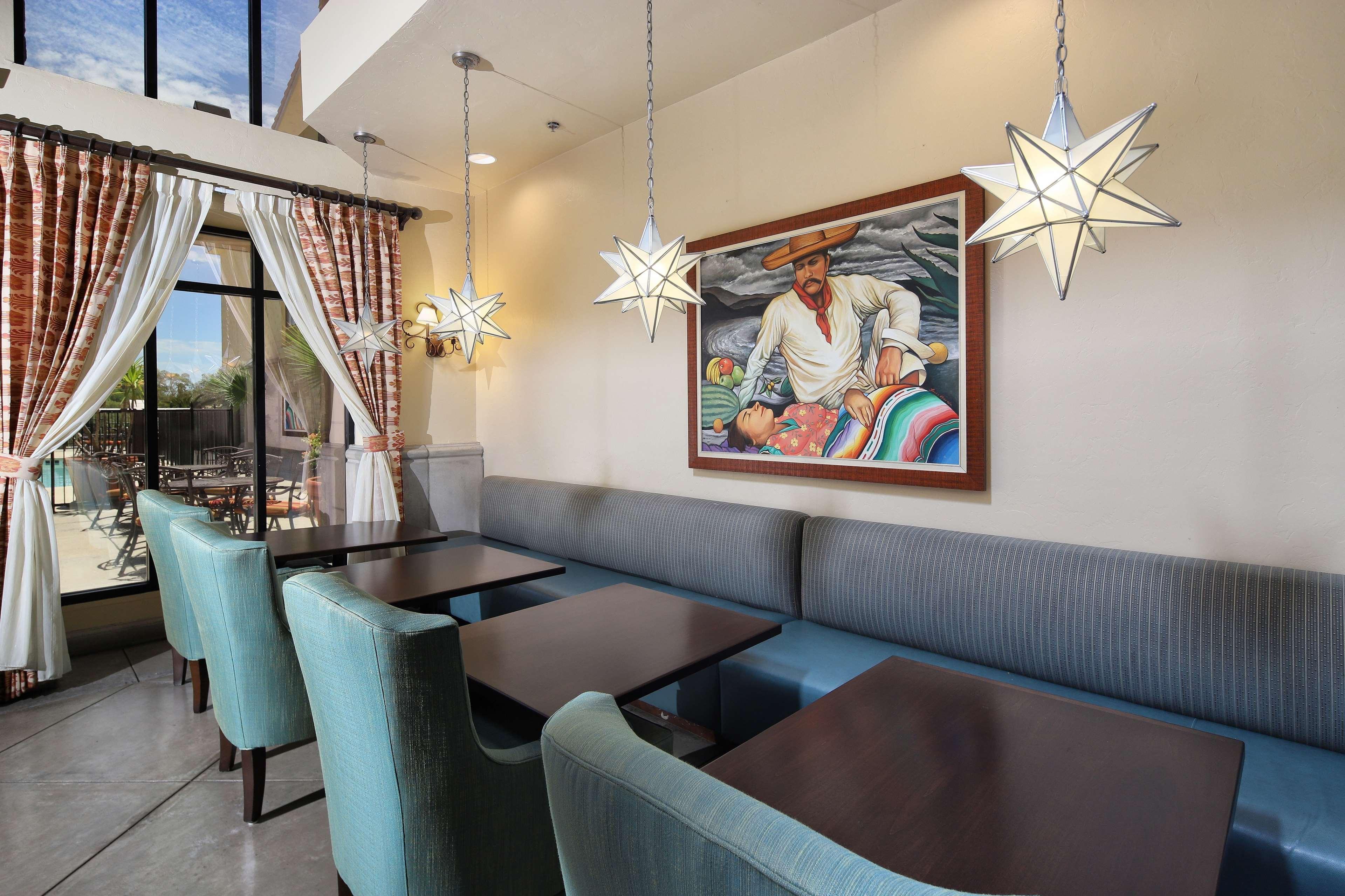 Hampton Inn & Suites Tucson Mall Екстериор снимка