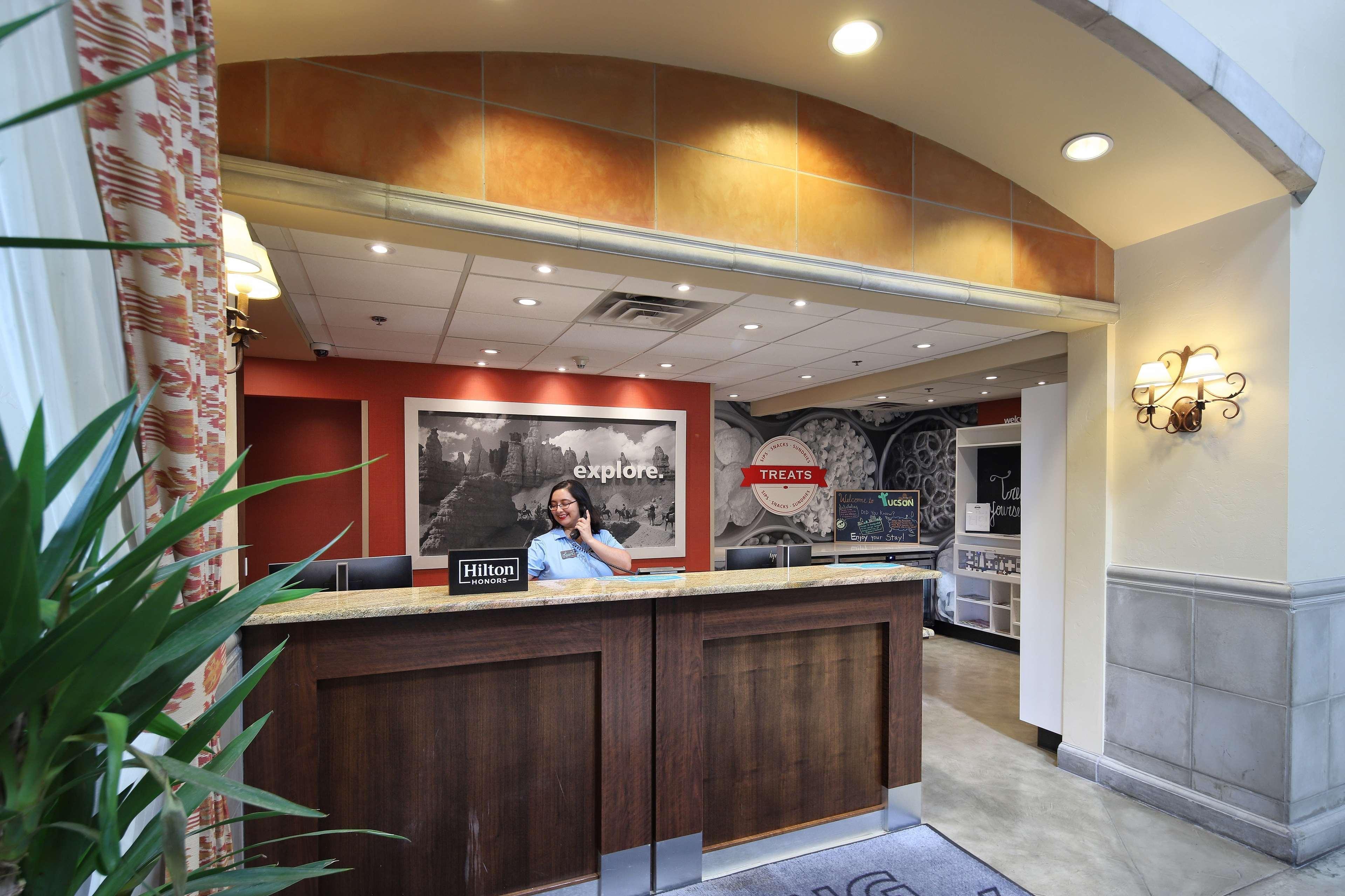 Hampton Inn & Suites Tucson Mall Екстериор снимка