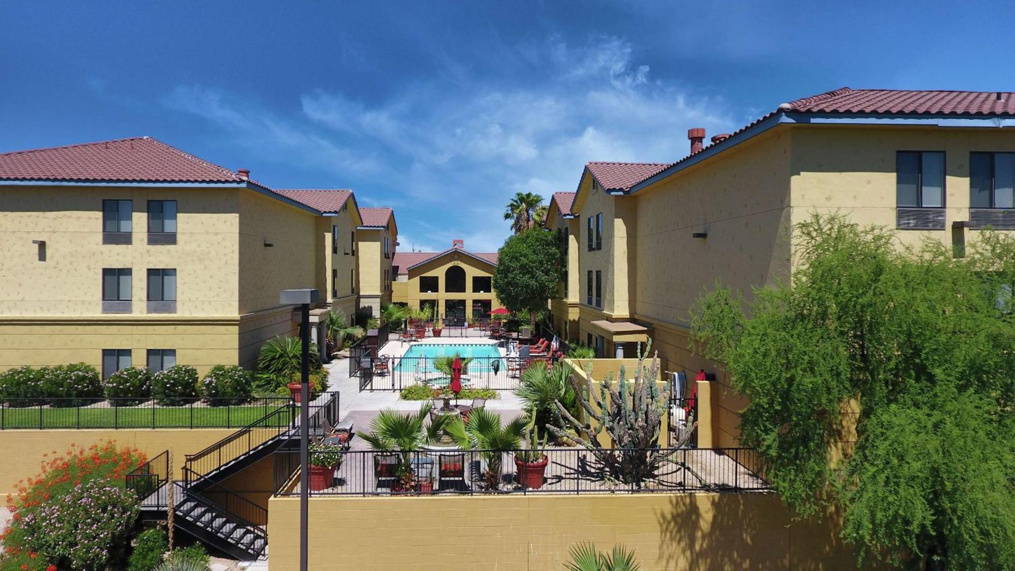 Hampton Inn & Suites Tucson Mall Екстериор снимка
