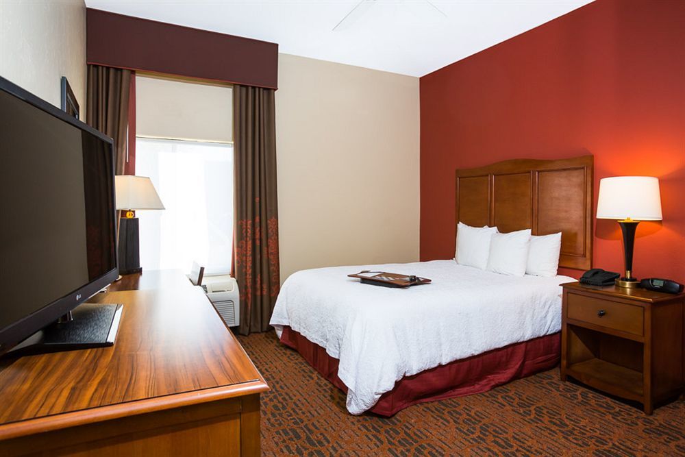 Hampton Inn & Suites Tucson Mall Екстериор снимка